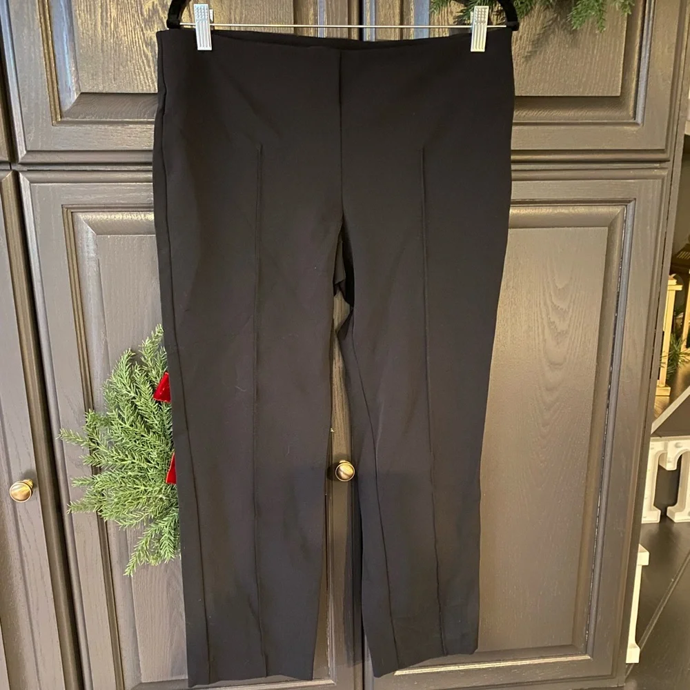 DREW Black Stretch Pull-On Pants | 10 | Made in USA | Good Pre-Loved Condition
